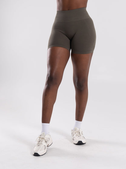 Pump High Rise Short